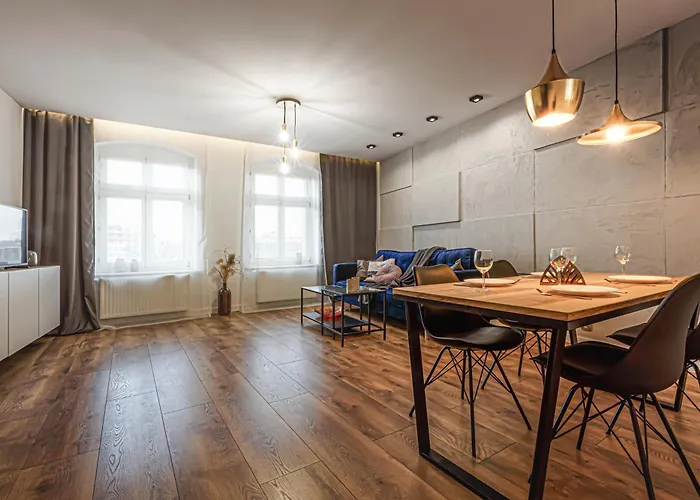 Widok Na Marine Rynek * Wrocław